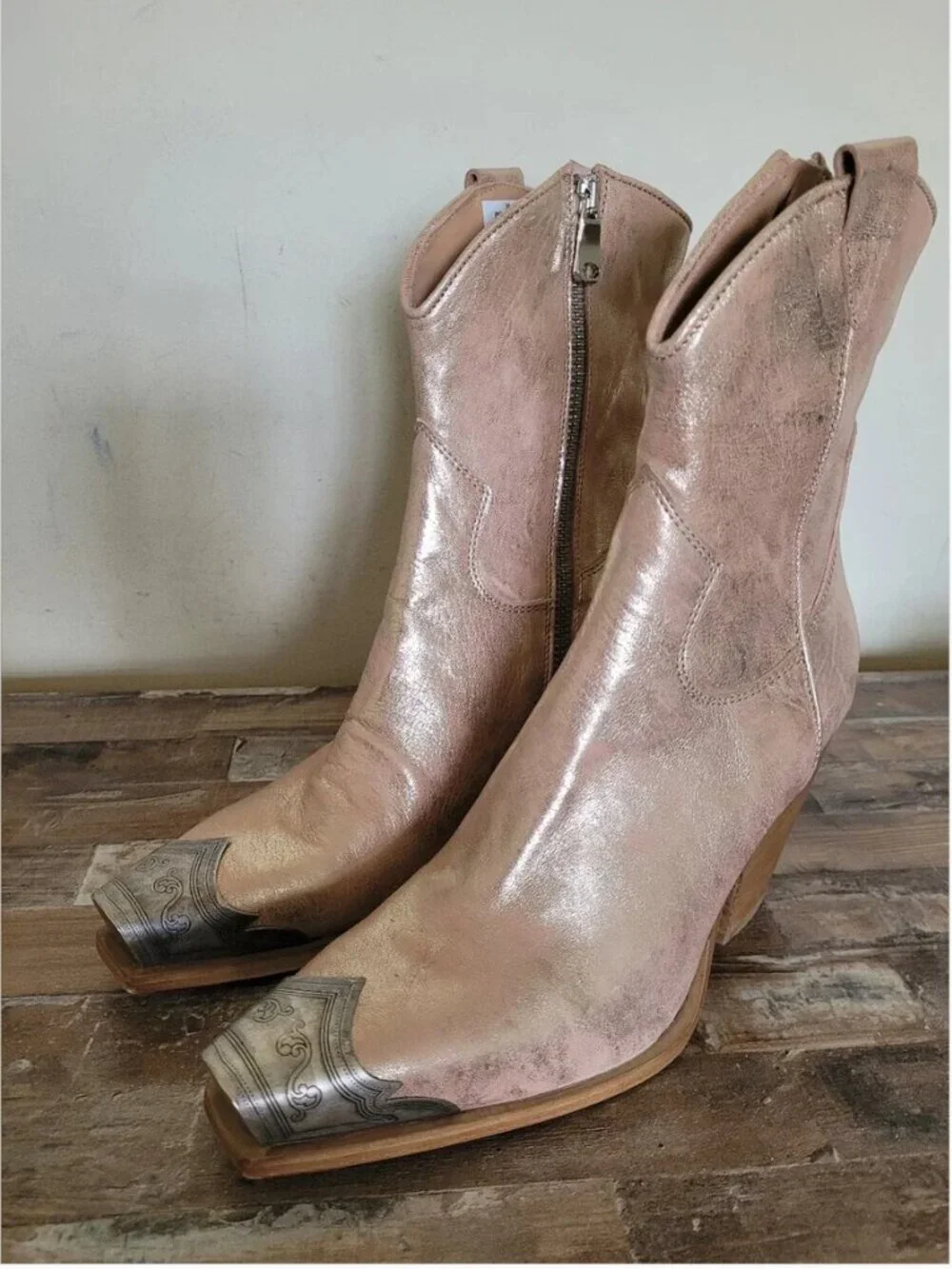 Free People Western Metallic Distressed Finish Leather Boots size 38 US 7.5